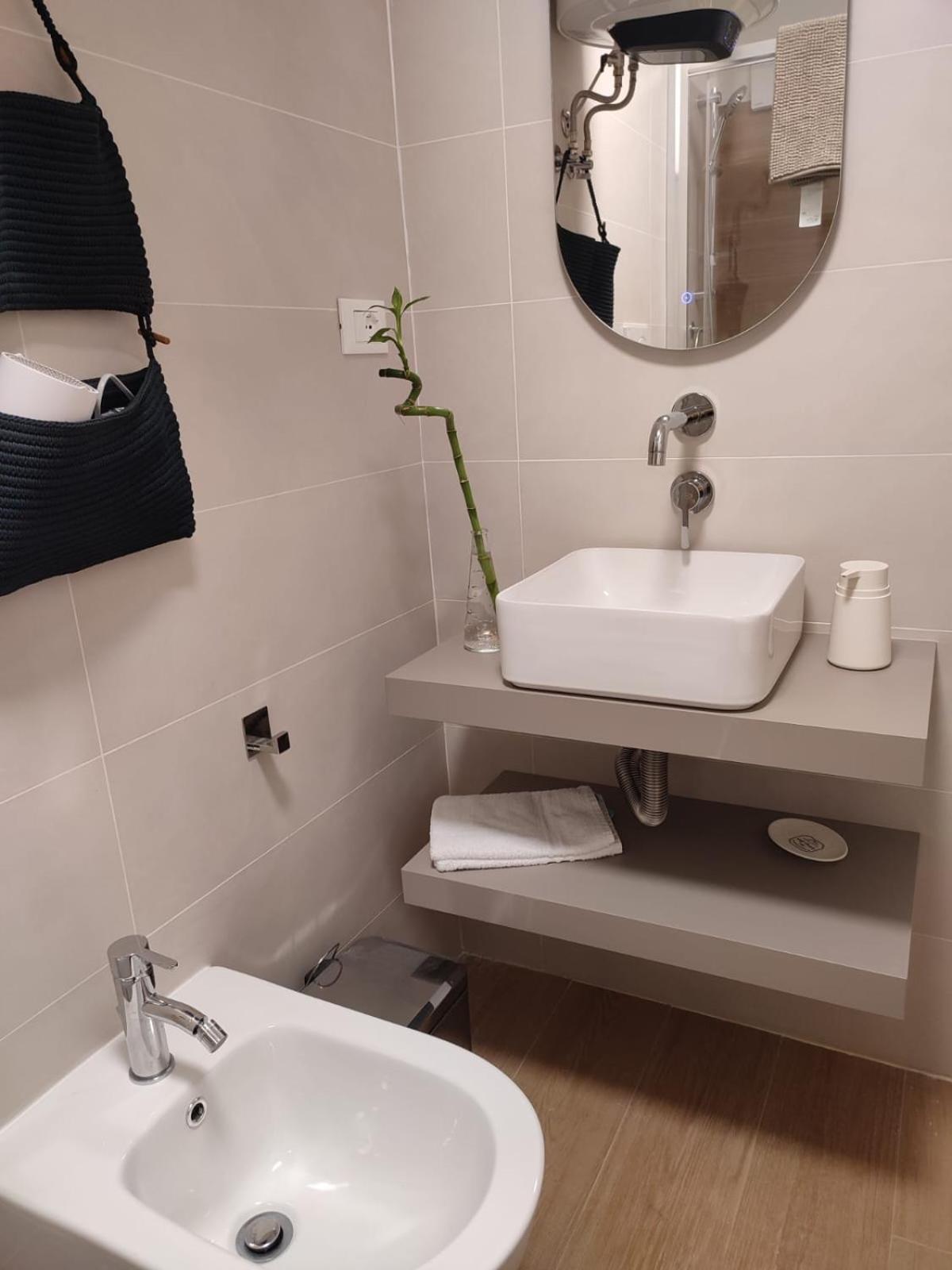 New Superior House Appartamento Aeroporto di Catania Fontana Rossa